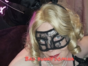 Bad_bunny_domina